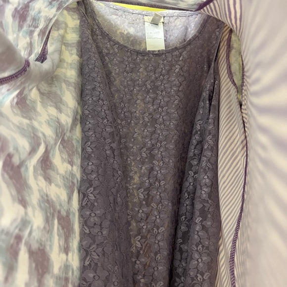LOGO by Lori Goldstein Purple, lavender, blue and White Tunic And Lace Tank. - Picture 9 of 14